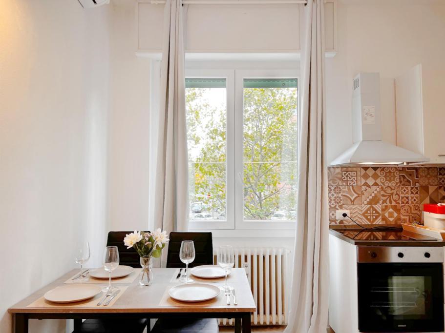 20 Min Duomo - Modern Apartment Milánó Kültér fotó