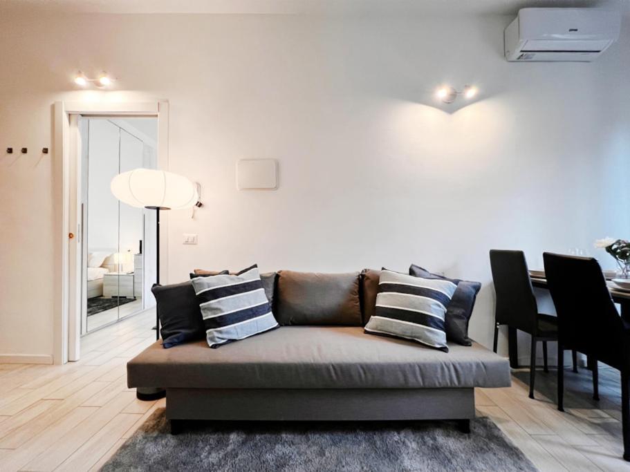 20 Min Duomo - Modern Apartment Milánó Kültér fotó